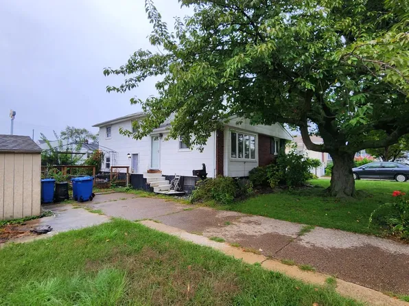 148 Worthman Ave, Bellmawr, NJ 08031