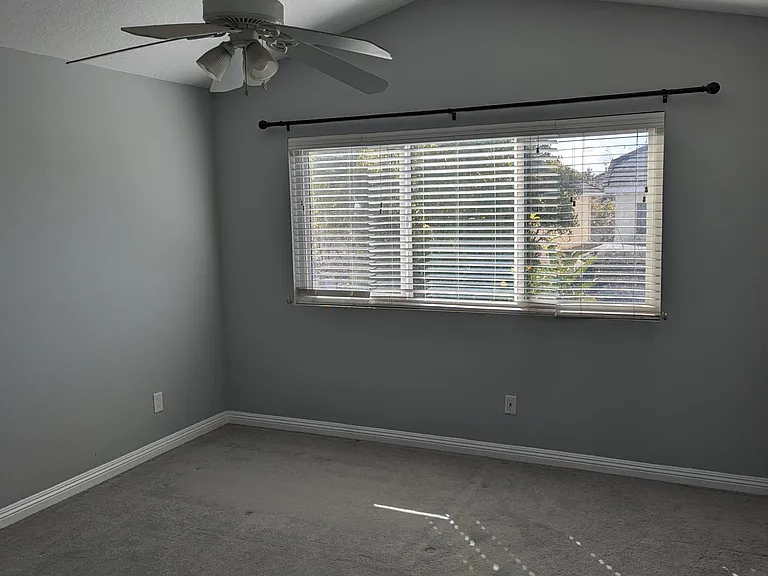 6977 Schilling Ave — Photo 12