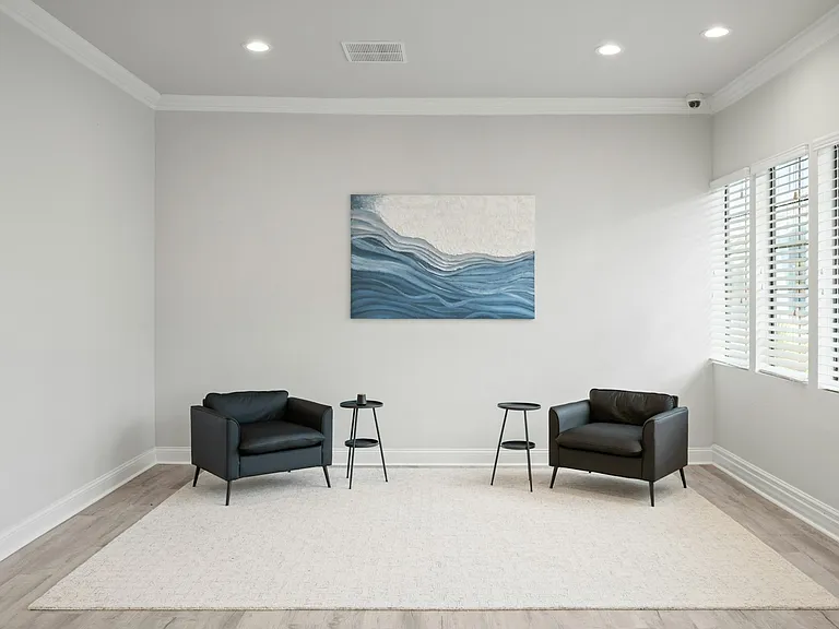 928 Ferry Rd #102 — Photo 11