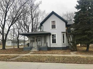 254 E 9th St, Peru, IN 46970