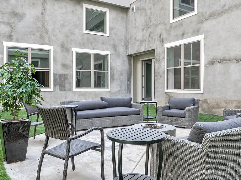 The Henry Lofts — Photo 25