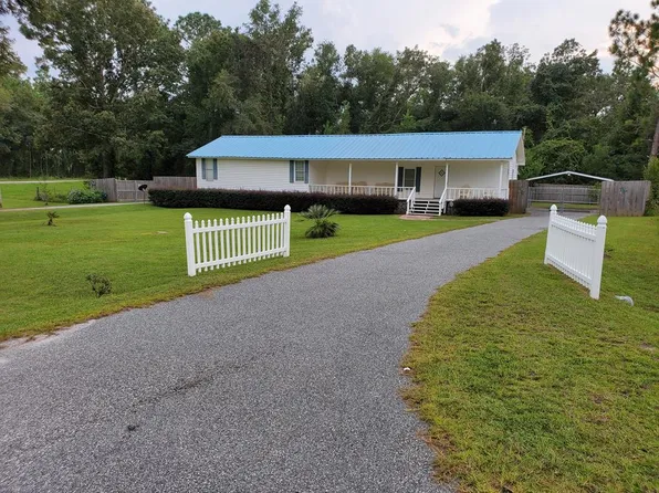 8103 Lake Carroll Dr, Donalsonville, GA 39845