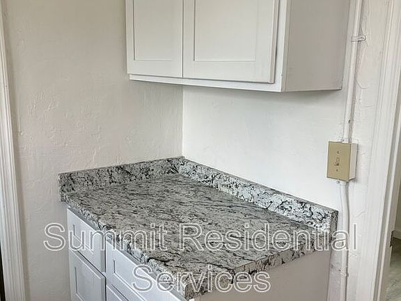 5th image of 2309 S 4th Ave Unit 3