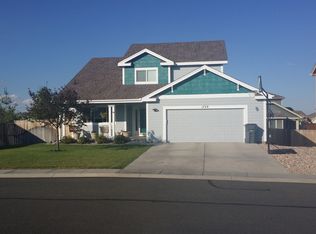 1729 Sunny Hill Dr, Cheyenne, WY 82001