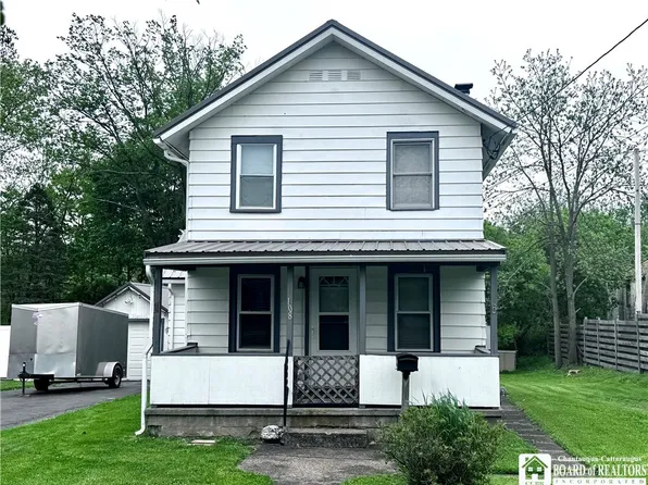 108 S Main St, Angola, NY 14006