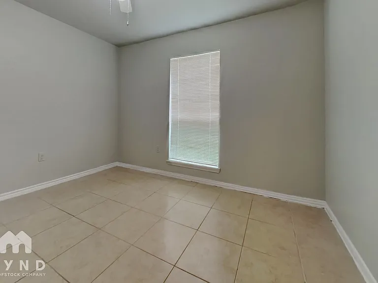 19230 Cypress Canyon Dr — Photo 15