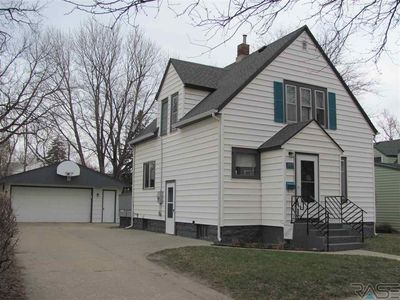765 S 3rd Ave, Sioux Falls, SD, 57104