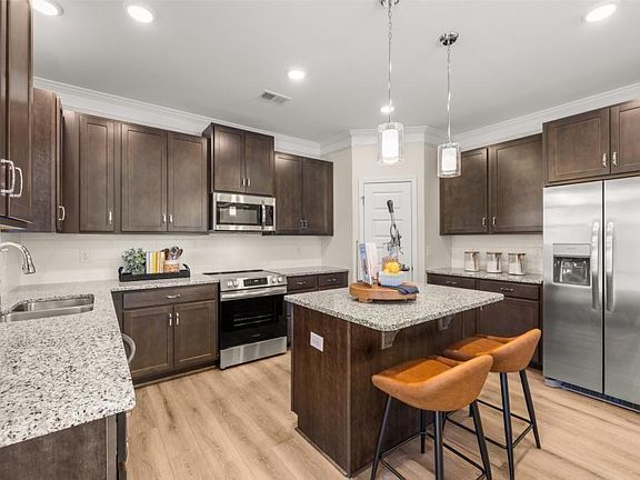 6th image of this home