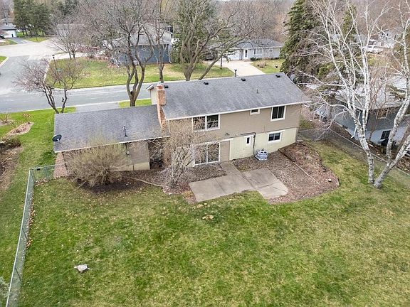2nd image of 1773 Serpentine Dr
