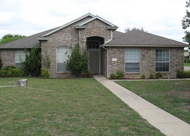 1st image of 2300 Little Turtle Ln