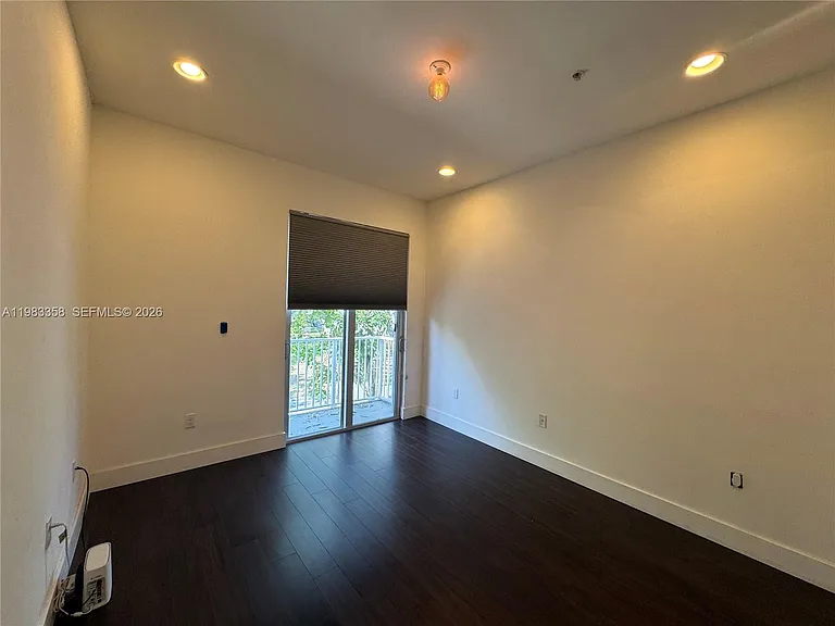 2630 NE 213th St #105 — Photo 19
