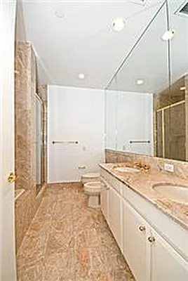 Rented by Town Residential | media 31