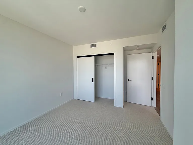 333 Ward Ave #1909 — Photo 18