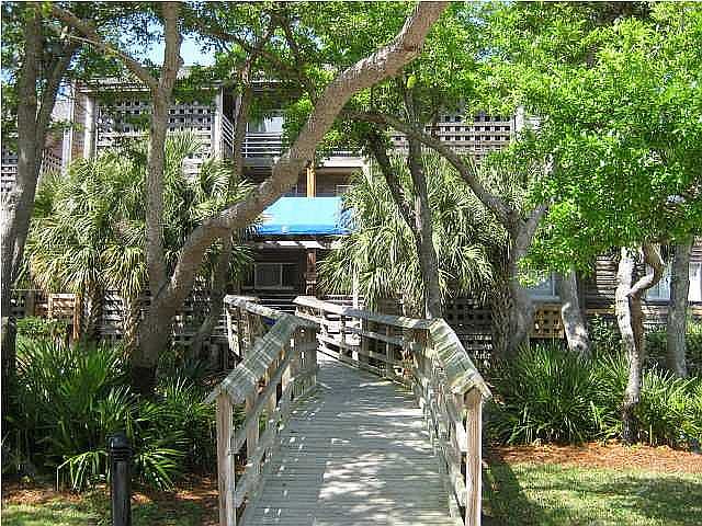 Walkway to unit