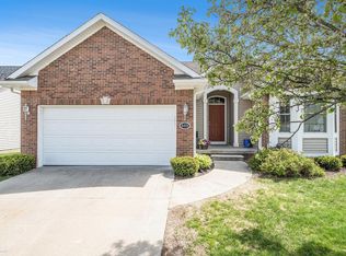 4408 Cross Creek Blvd, Burton, MI 48509