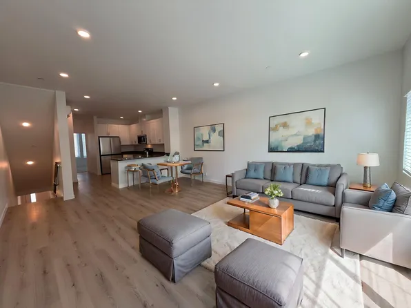 16830 20th Ave W #G4, Lynnwood, WA 98037