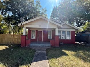 205 W K St, Russellville, AR 72801