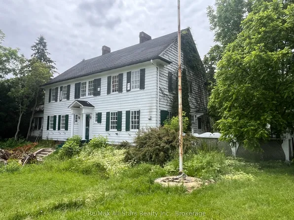173 Lindsay St S, Kawartha Lakes, ON K9V 2N2