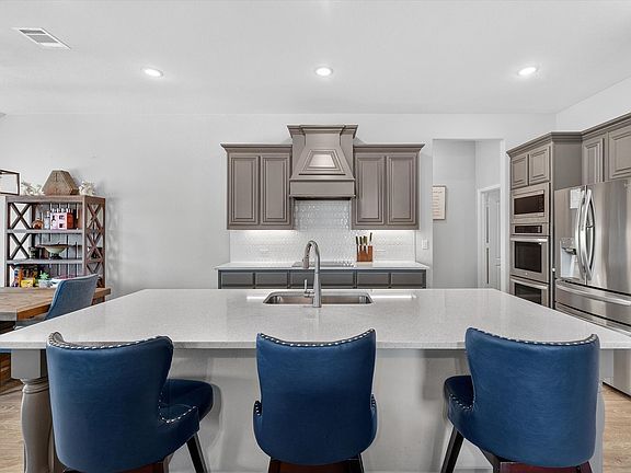 2nd image of 644 Winters Dr