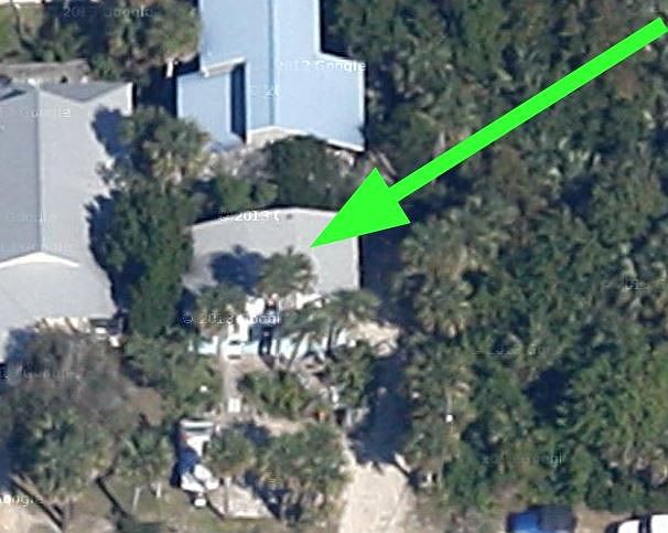 1st image of 919 E 1st Ave