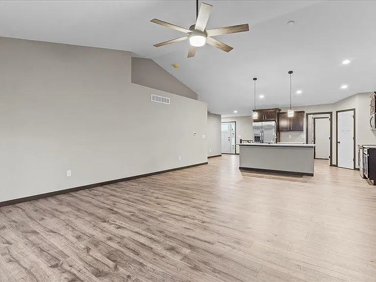 Photo of a Similar Property