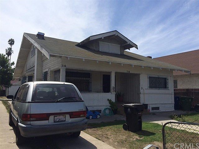 2nd image of 728 W 47th St