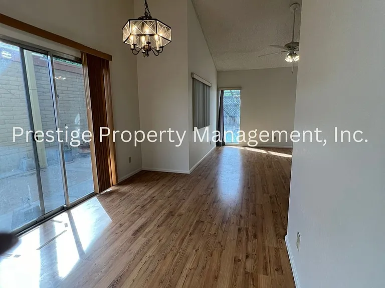 9780 E Sunburst Dr — Photo 3