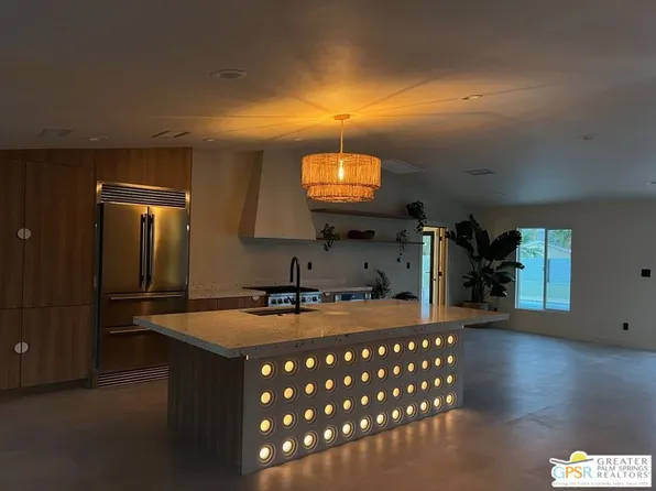 3864 E Calle San Raphael, Palm Springs, CA 92264