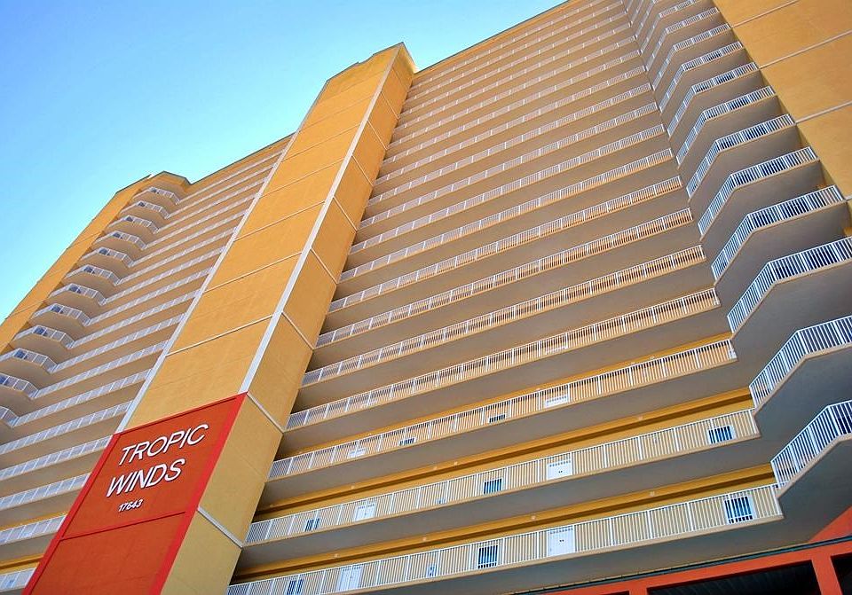 Tropic Winds Exterior
