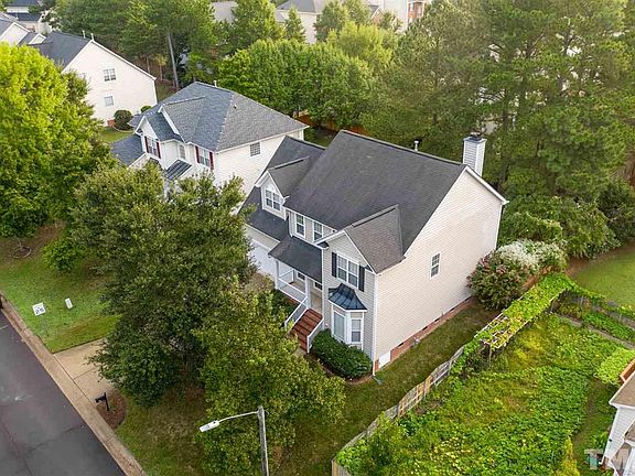 5th image of 4803 Carmen Ln