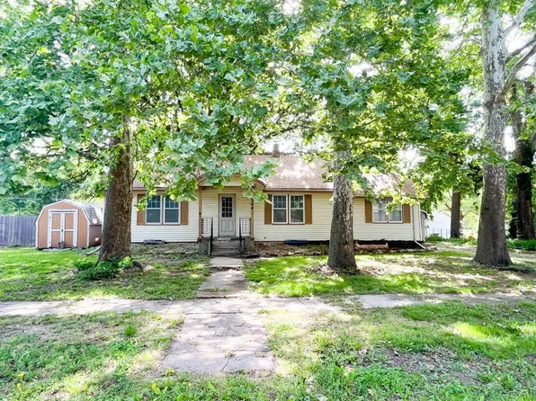 504 N Struble St, Bennington, KS 67422