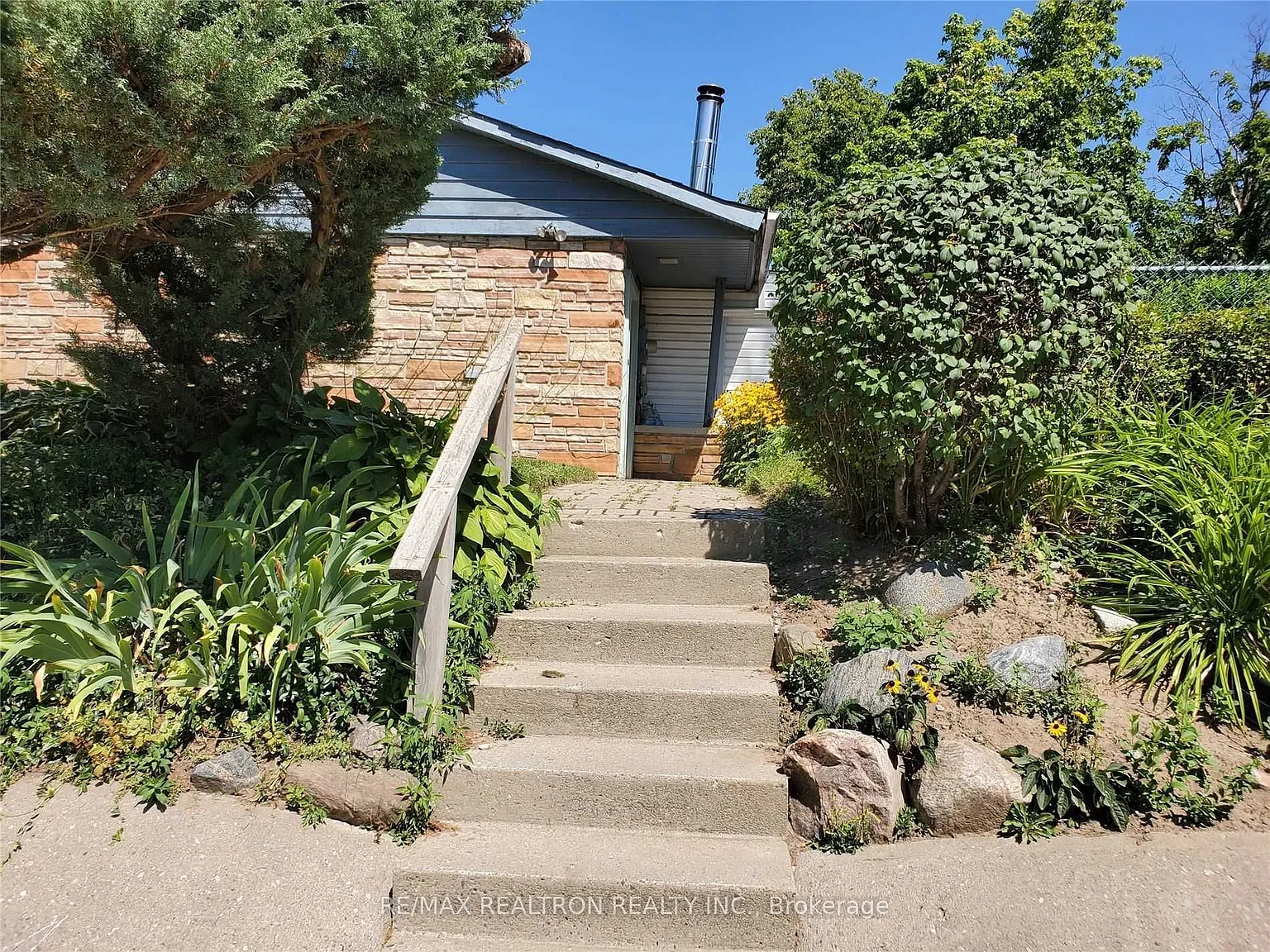 3 bed, $2,700 — Photo 3