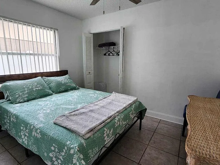 13741 Sussex Ave — Photo 26