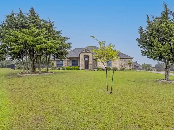 152 Cedar Park Ct, Waxahachie, TX 75167