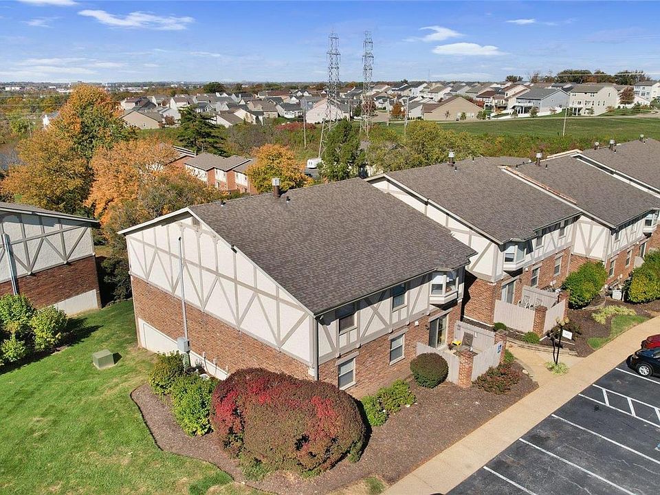 1st image of 1411 Willow Brook Cv APT 4