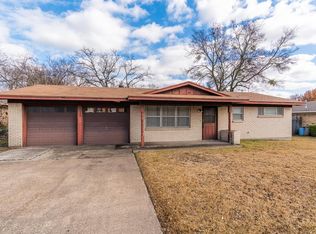 5711 Sayle St, Greenville, TX 75402