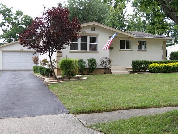3rd image of 3927 Sexton Dr