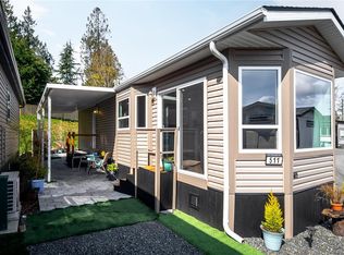 747 Old Place Rd #511, Central Saanich, BC V8M0C3