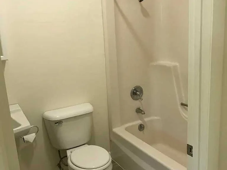 84 Dartmouth College Hwy — Photo 7