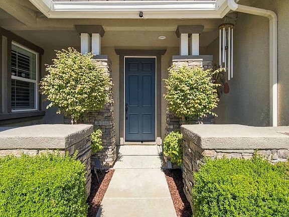 5th image of 2503 Donatello St