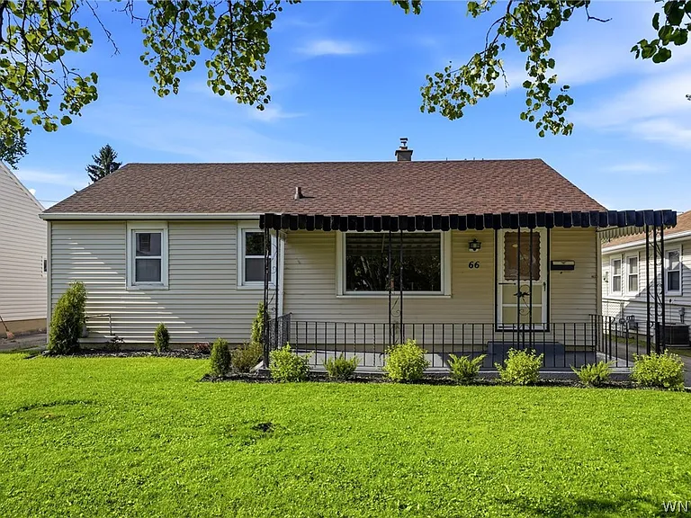 66 Cleveland Dr — Photo 2