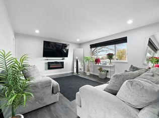 1681 S Wadsworth Blvd, Lakewood, CO 80232