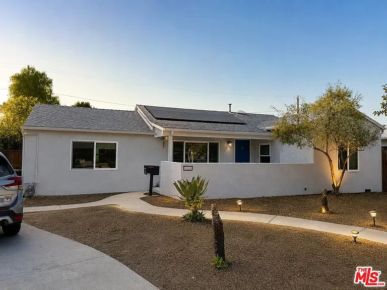 6525 Wilkinson Ave — Photo 12