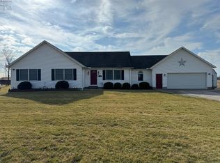 3315 Napoleon Rd, Fremont, OH 43420