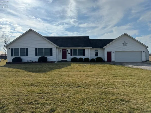 3315 Napoleon Rd, Fremont, OH 43420