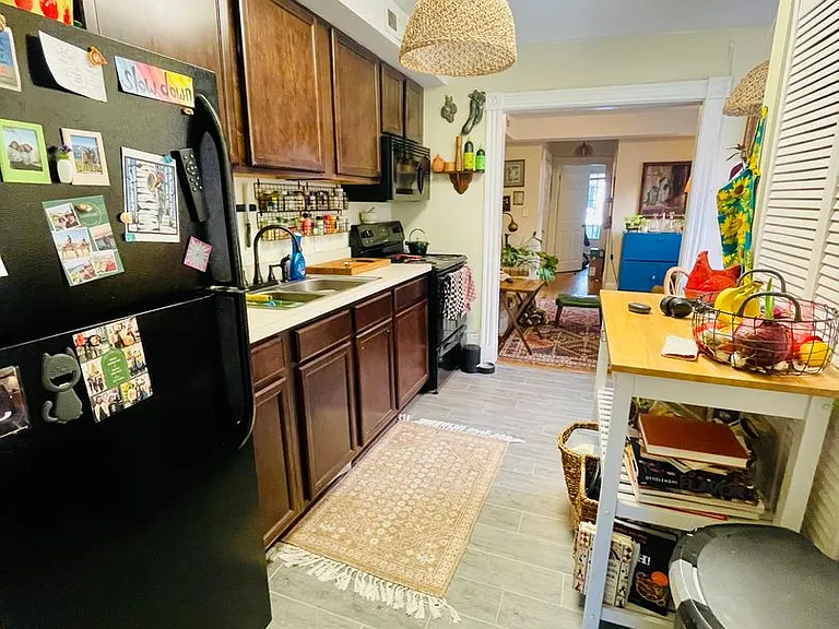 711 Chimborazo Blvd — Photo 8