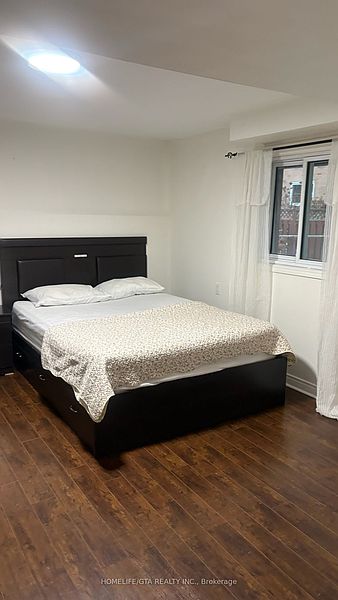 Ajax House for rent - 1 Bedroom — photo 23
