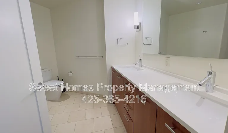 500 106th Ave NE #2207 — Photo 8