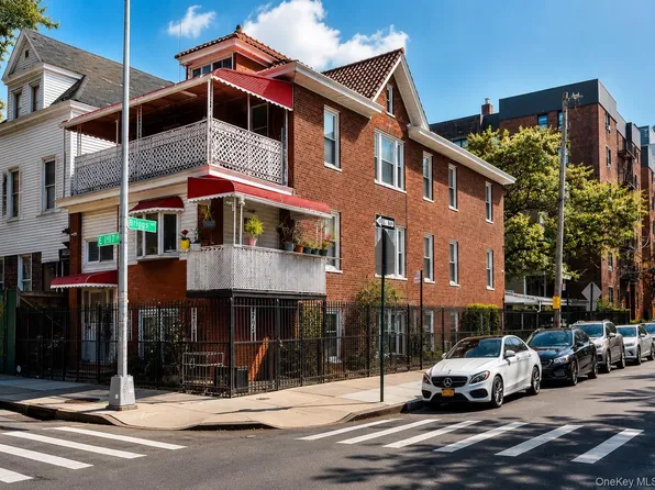 260 E 197th Street, Bronx, NY 10458