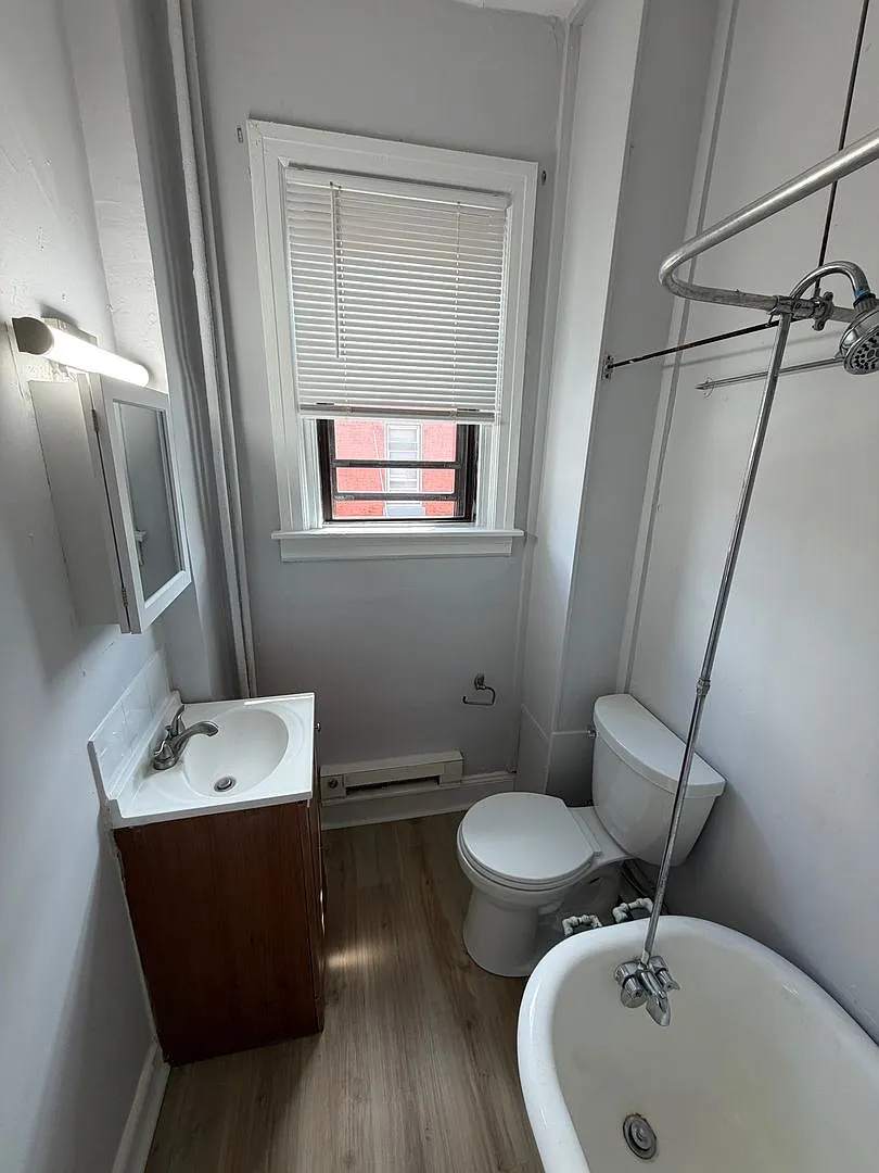 Building Photo - 1416 Ritner